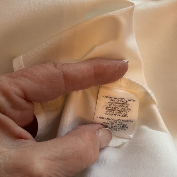 Jones New York White Fitted 100% Cotton Button Front Cuffed Blouse 10 - Picture 6 of 7